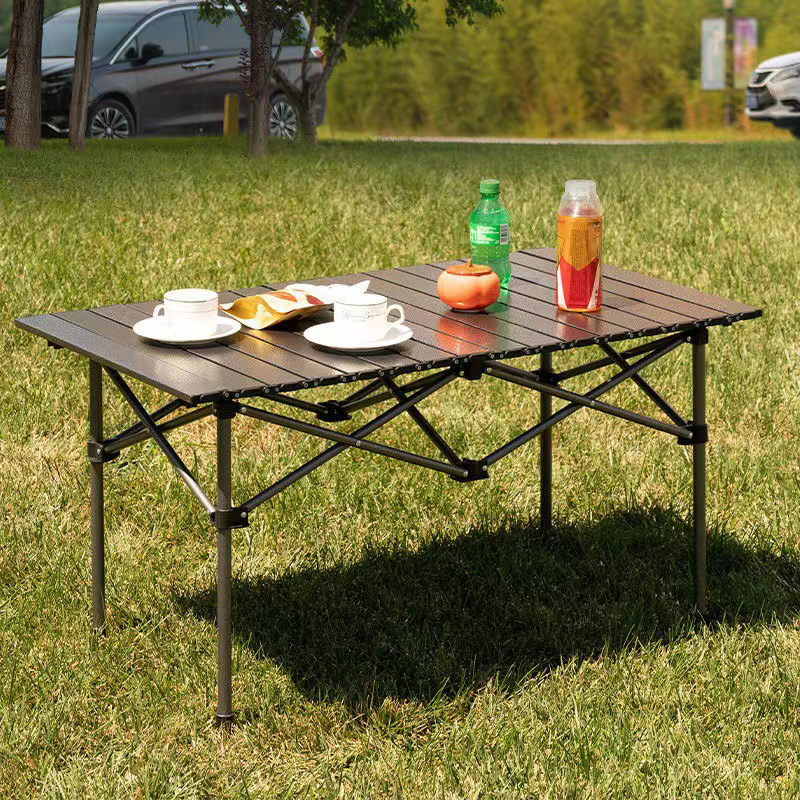 Regulärer Camping-Rolltisch