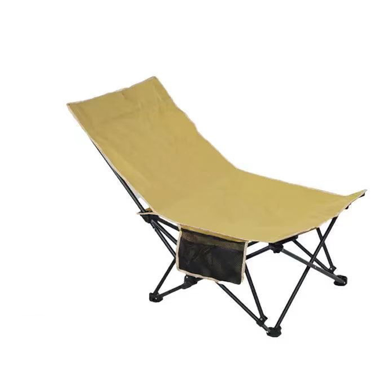 Schalenstuhl für den Außenbereich
