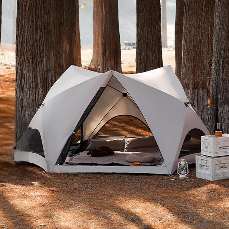Einschichtiges kugelförmiges Campingzelt