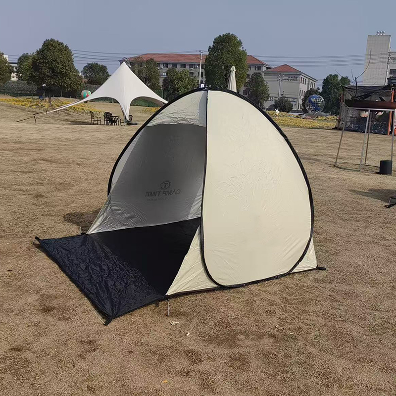 Schnellwurf-Strandzelt mit acht Charakteren